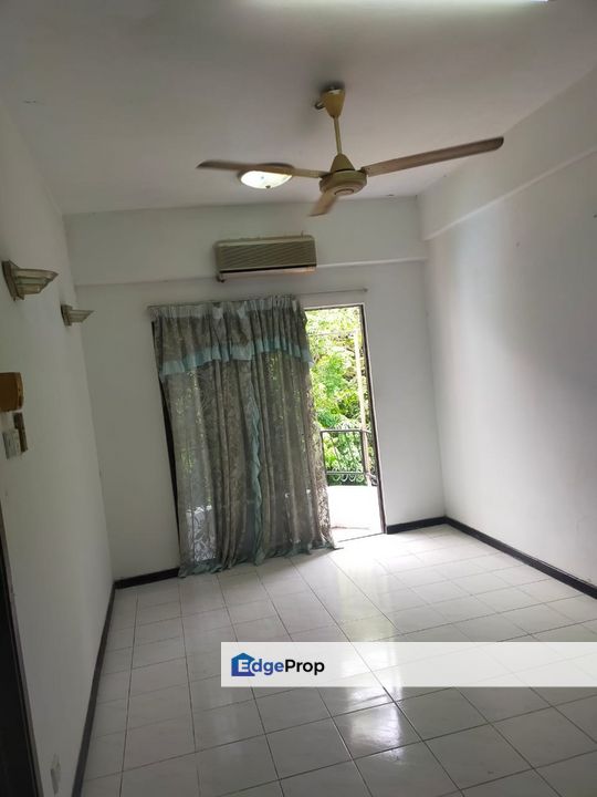 Vista Condominium, Relau | Corner Unit | Semi-Furnished | RM1000 Only | Near Bayan Lepas / USM, Penang, Relau