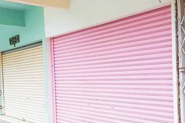 Prime 270 sq ft Shop Lot for Sale – Perfect for Small Business or Investment