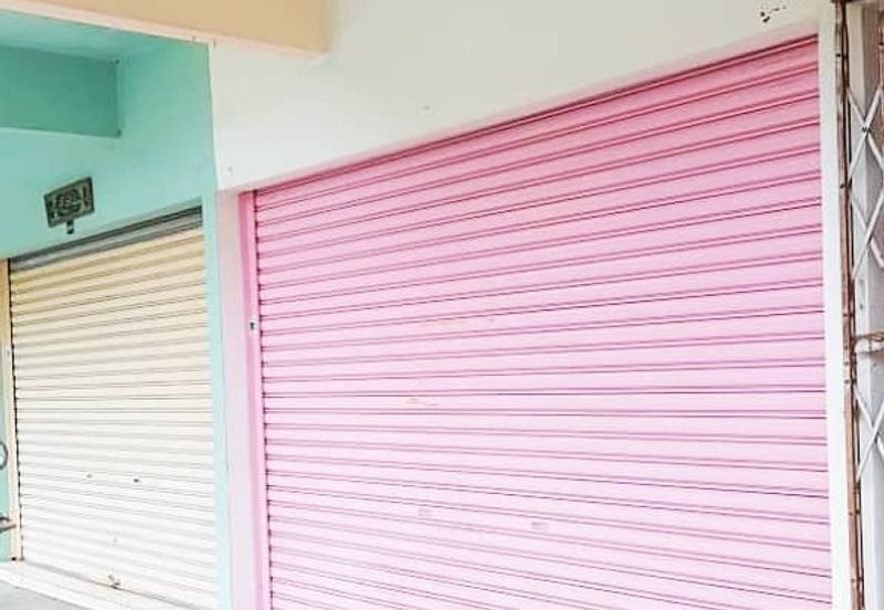 Prime 270 sq ft Shop Lot for Sale – Perfect for Small Business or Investment