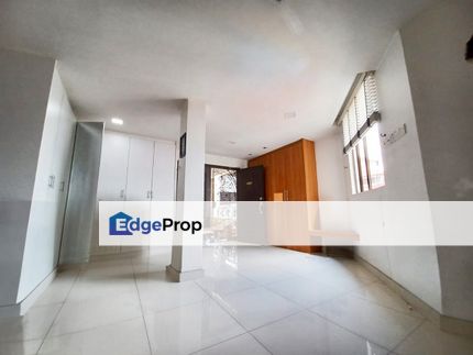 Menara Duta 2 Duplex @ Unbeatable Value: Spacious FREEHOLD Duplex (2,800+ sq ft) Near Mont Kiara / Dutamas Entry Point., Kuala Lumpur, Dutamas