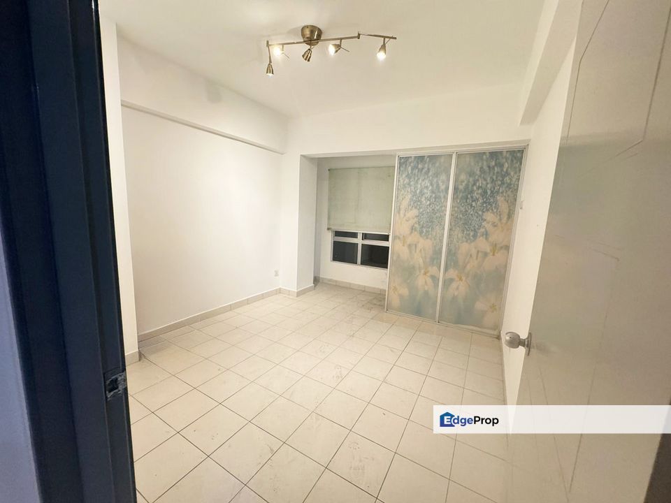 SERING AKASIA, BATU 9TH CHERAS, KUALA LUMPUR ✨ Freehold 3BR @ RARE CORNER UNIT | Spacious Single Floor Lot – Low Density, High Accessibility!, Kuala Lumpur, Cheras
