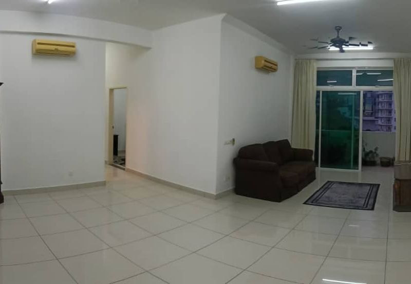 Setia Triangle Persiaran Kelicap