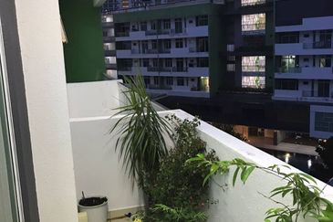 Setia Triangle Persiaran Kelicap