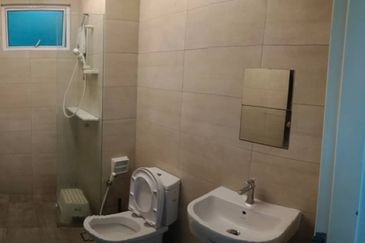 Setia Triangle Persiaran Kelicap