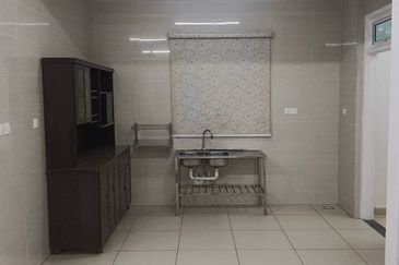 Setia Triangle Persiaran Kelicap