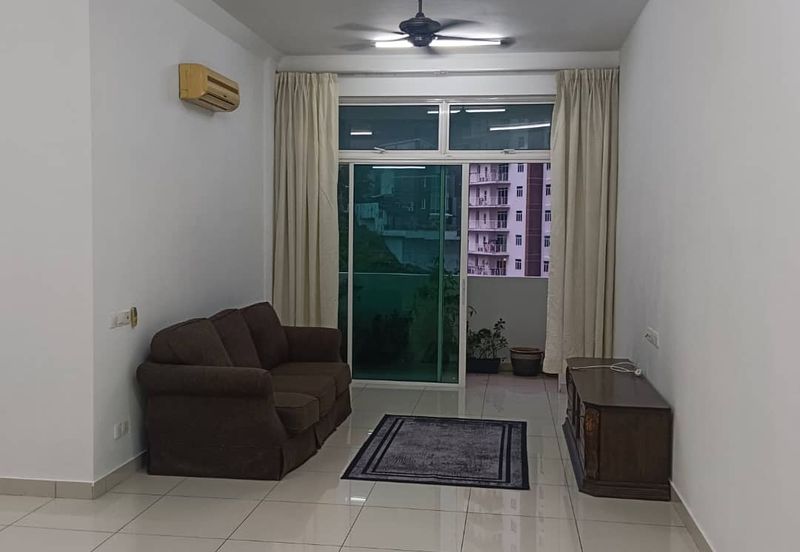 Setia Triangle Persiaran Kelicap