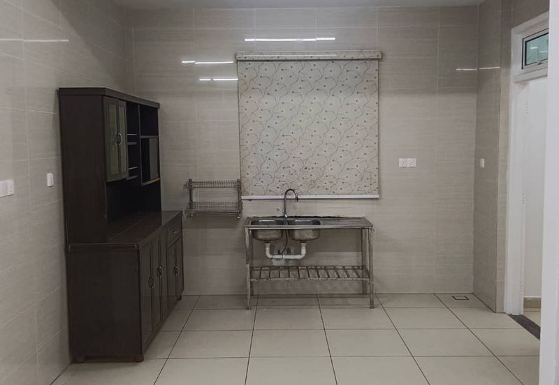 Setia Triangle Persiaran Kelicap