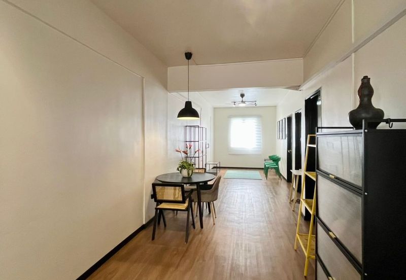 Flat in alma for sale