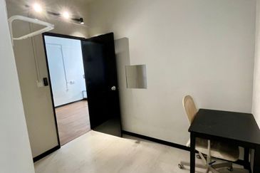 Flat in alma for sale