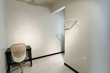 Flat in alma for sale