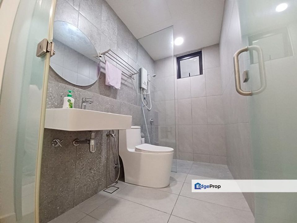 2BR @ Emerald 9 Cheras | 850sf Spacious | MRT CONNECTED, Selangor, Hulu Langat
