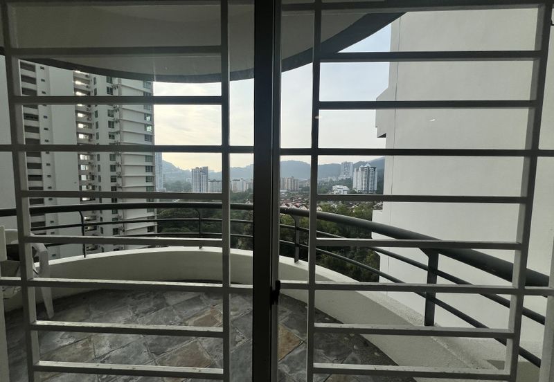 Coastal Tower, Ratu Mutiara