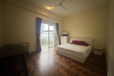 Quayside Seafront Resort Condominium