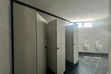 Retail Space With Carpark For Rent In Love Lane  Georgetown