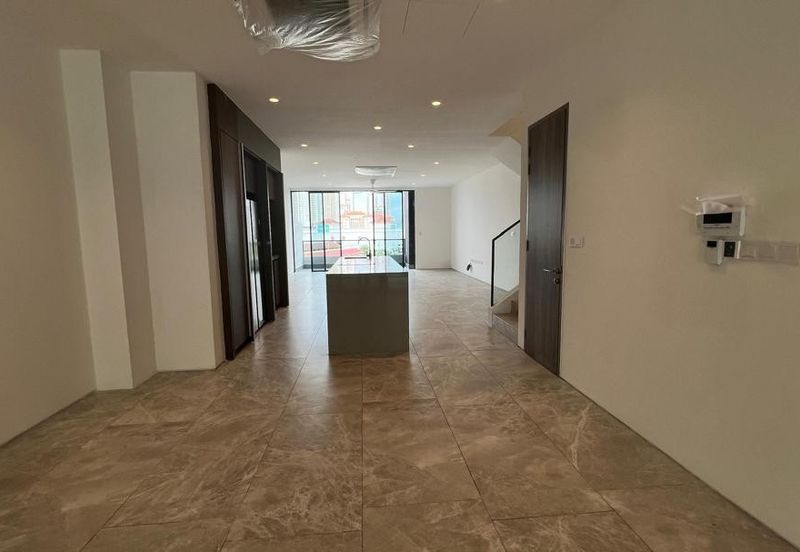 Hinai Heights Townhouse For Sale at Tanjung Bungah