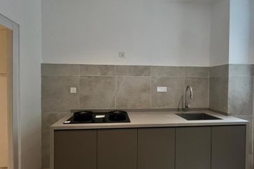 Hinai Heights Townhouse For Sale at Tanjung Bungah