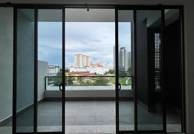 Hinai Heights Townhouse For Sale at Tanjung Bungah