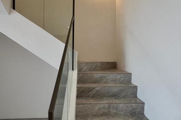 Hinai Heights Townhouse For Sale at Tanjung Bungah