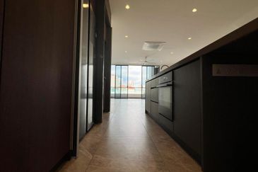 Hinai Heights Townhouse For Sale at Tanjung Bungah