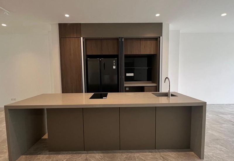 Hinai Heights Townhouse For Rent at Tanjung Bungah