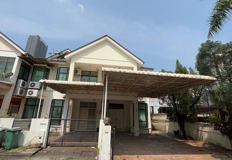 2.5 Storey Terraced Corner Unit for Rent @ Solok Lunas , Pulau Tikus