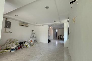 2.5 Storey Terrace Corner for Sale @ Solok Lunas Pulau Tikus