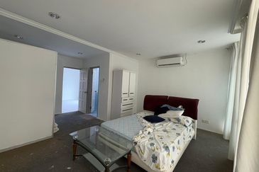 2.5 Storey Terrace Corner for Sale @ Solok Lunas Pulau Tikus