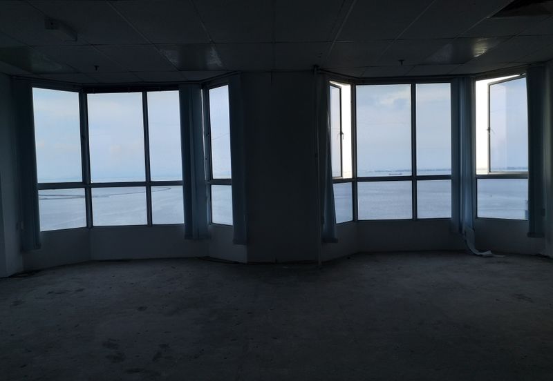 BHL Tower  For Rent in Georgetown Description