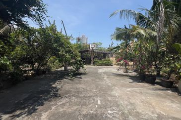 Jalan Seri Tanjung Pinang 