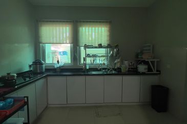 Jalan Seri Tanjung Pinang 