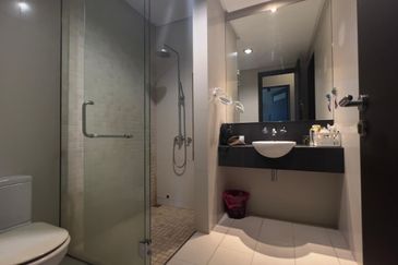 Jalan Seri Tanjung Pinang 