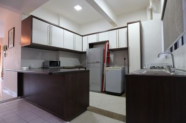 Twin Tower Condominium For Rent In Tanjung Bungah