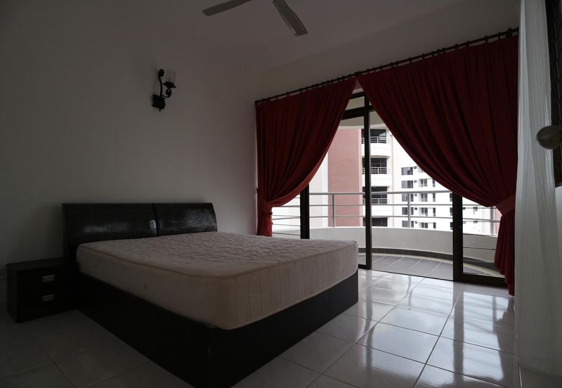 Twin Tower Condominium For Rent In Tanjung Bungah