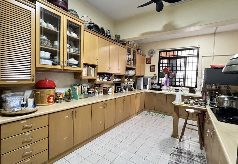 Jalan Sungai Emas 4 Double Storey Semi-D for Sale at Batu Ferringhi