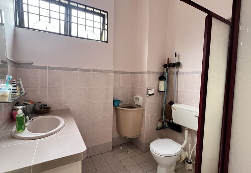 Jalan Sungai Emas 4 Double Storey Semi-D for Sale at Batu Ferringhi