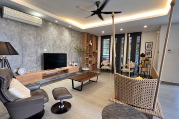 2 Storey Semi-Detached at Lorong Lembah Permai For Sale 