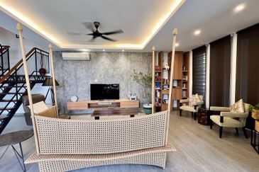 2 Storey Semi-Detached at Lorong Lembah Permai For Sale 