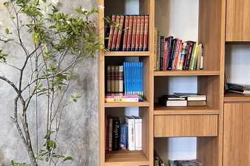 2 Storey Semi-Detached at Lorong Lembah Permai For Sale 