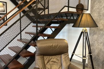 2 Storey Semi-Detached at Lorong Lembah Permai For Sale 