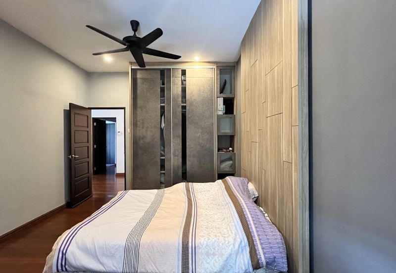 2 Storey Semi-Detached at Lorong Lembah Permai For Sale 