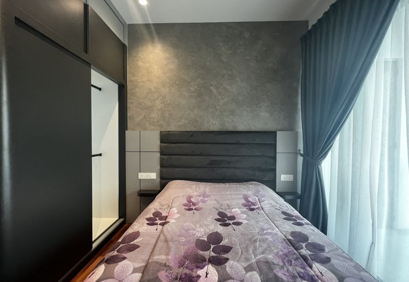 Queens Residences @ Queens Waterfront