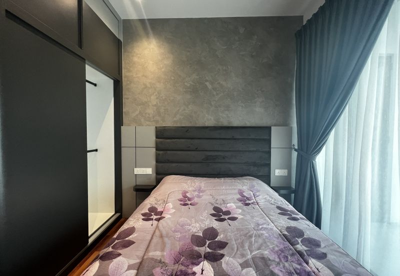 Queens Residences @ Queens Waterfront