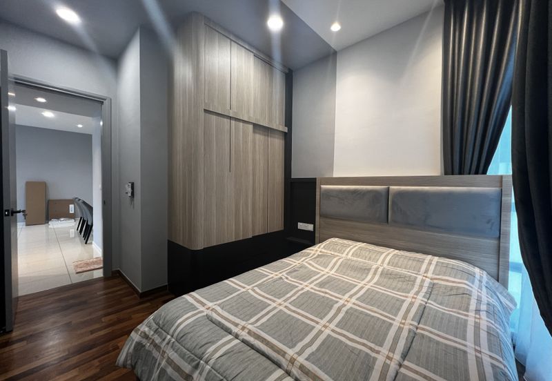 Queens Residences @ Queens Waterfront