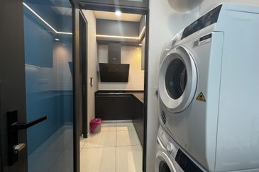 Queens Residences @ Queens Waterfront