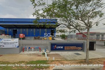 West Port, Pulau Indah