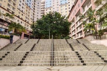 Brunsfield Service Apartment