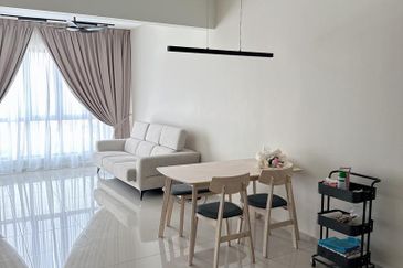 Gravit8 @ Klang South