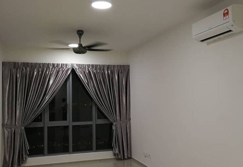 Gravit8 @ Klang South