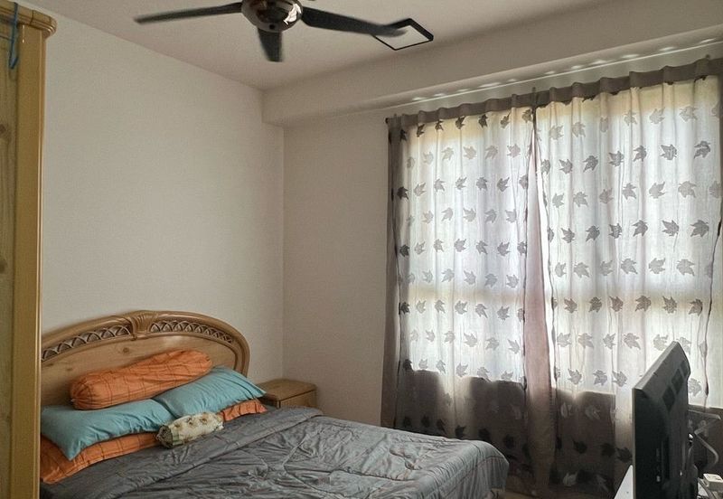 Gravit8 @ Klang South