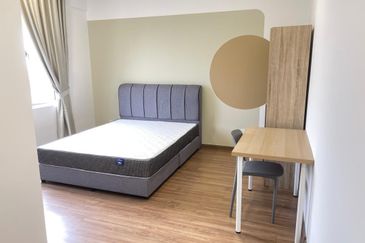 The Tresor @ Gravit8